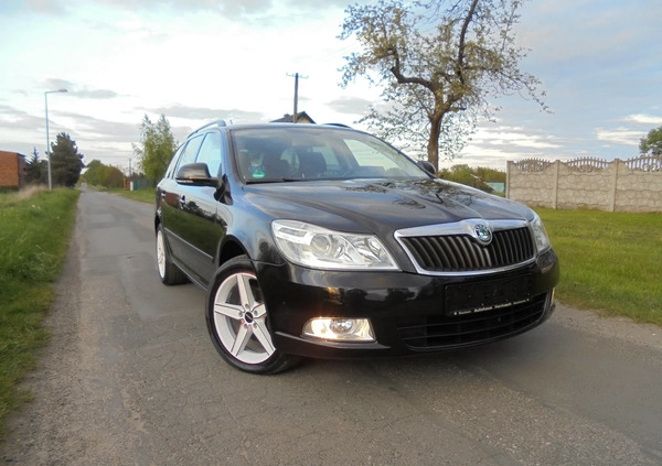 Skoda Octavia cena 29999 przebieg: 177395, rok produkcji 2013 z Gostyń małe 704